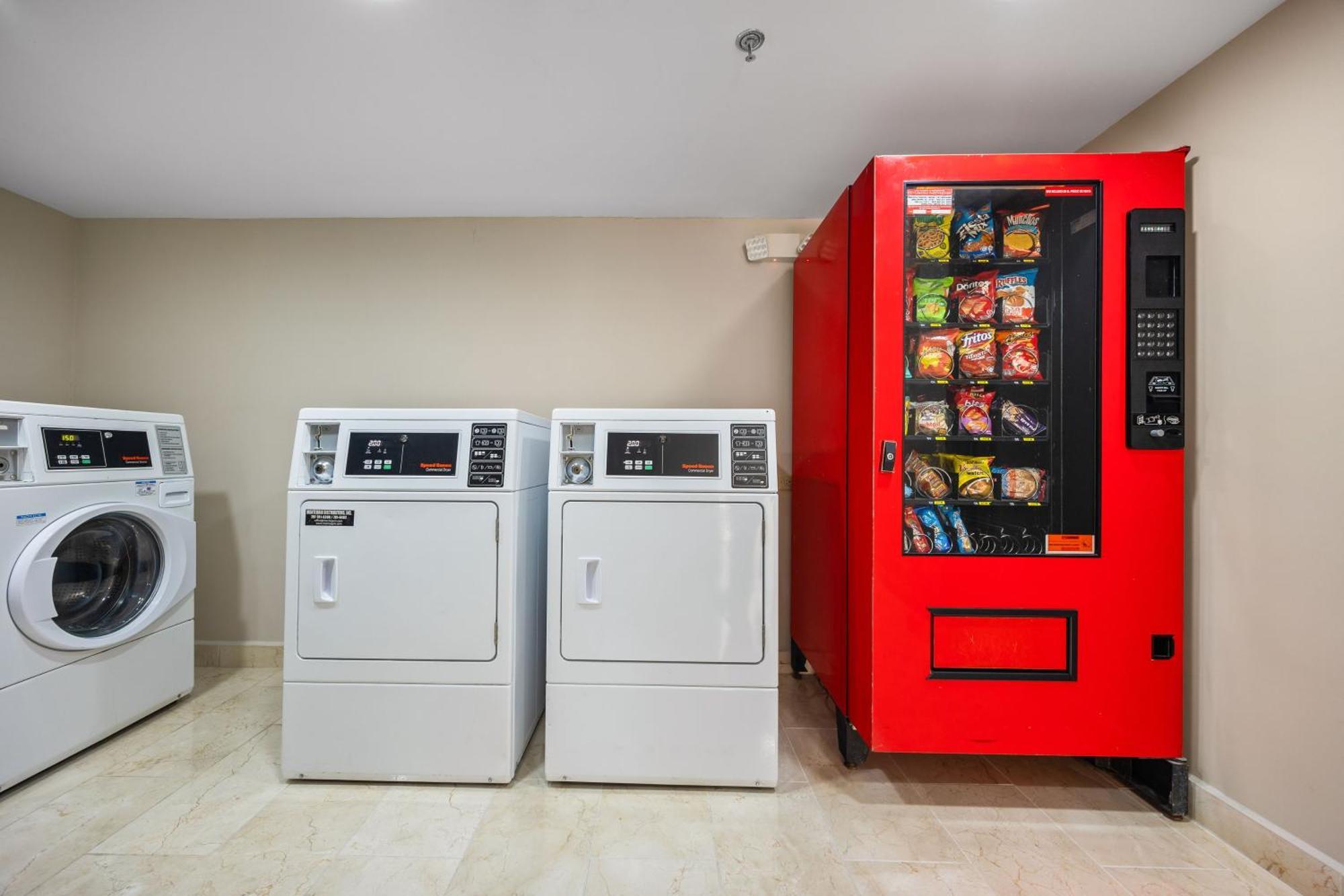 Holiday Inn Ponce & El Tropical Casino By Ihg Extérieur photo